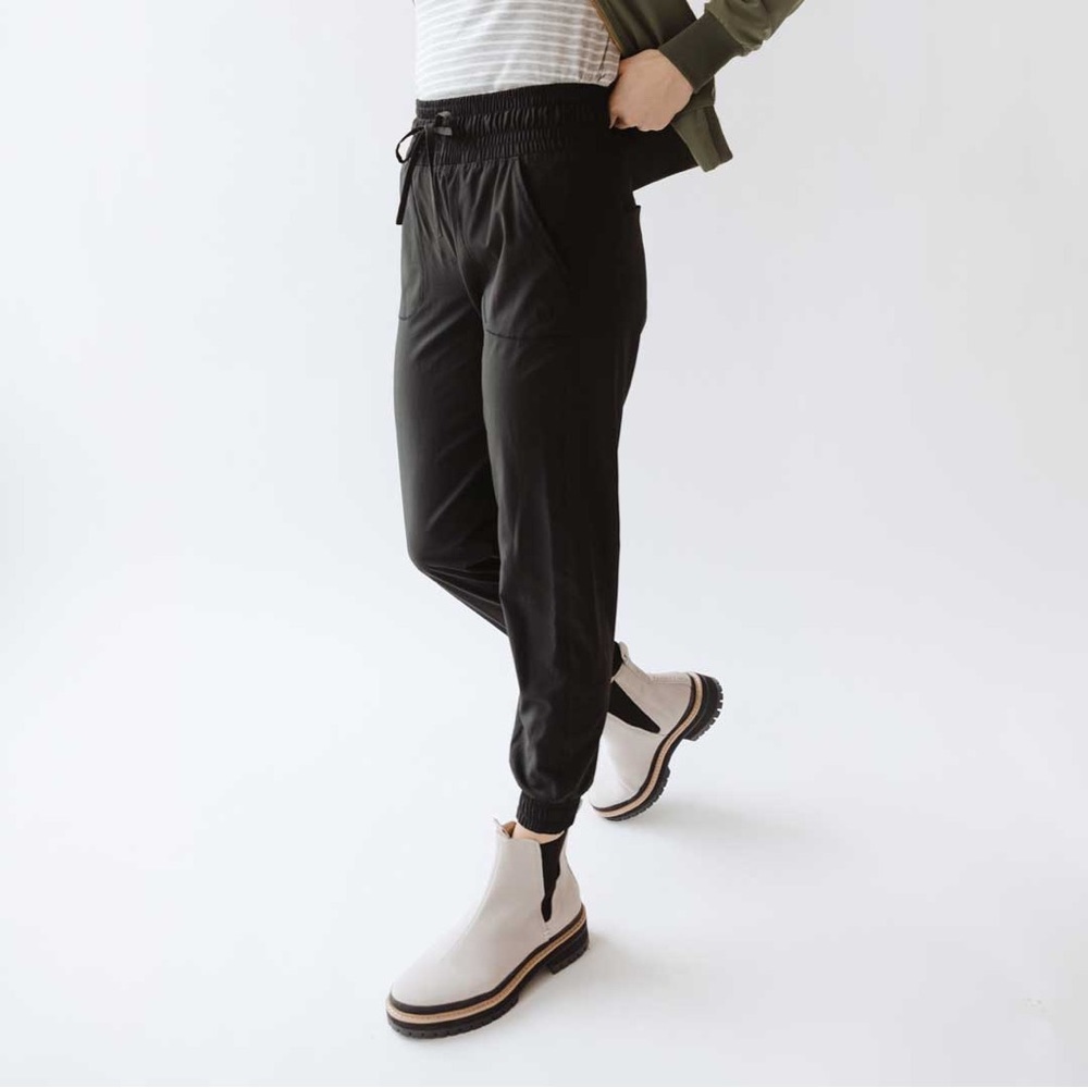 Albion Destination Joggers- Black
